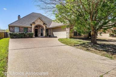 Main picture of 437 Spyglass Dr