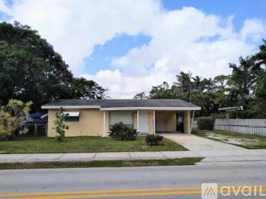 Main picture of 3541 NE 16th Ave