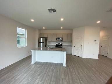 Main picture of 10954 Fairchild Way