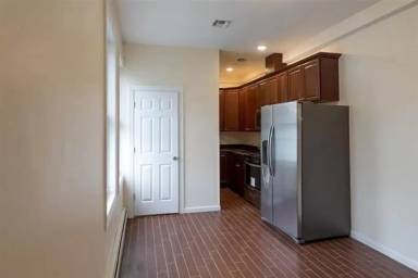 Main picture of 815 13th St