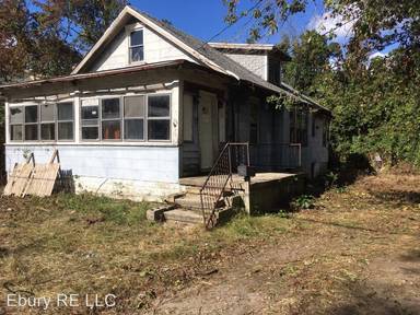 Main picture of 116 W Lindley Ave