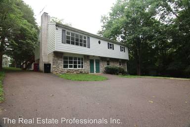 Main picture of 1236 N Valley Rd