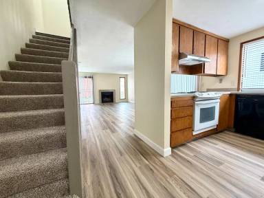 Main picture of 4461 SW Garden Home Rd
