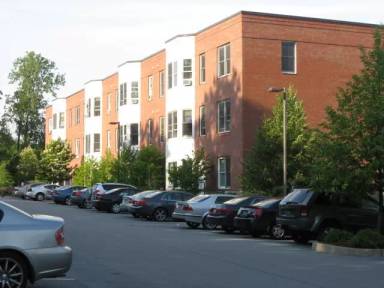 Main picture of 20 Joy Dr