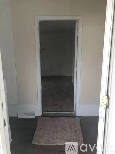 Main picture of 29 Locust Ave