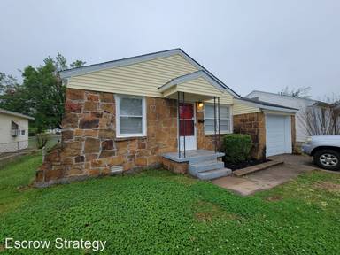 Main picture of 322 Elm St