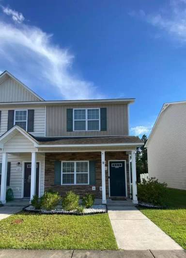 Main picture of 522 Oyster Rock Ln