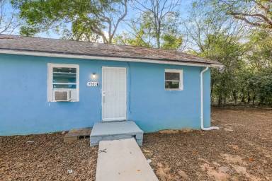 Main picture of The BlueJays Apartments