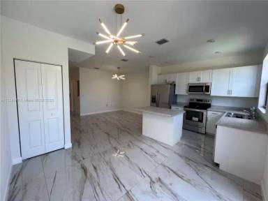 Main picture of 28725 SW 133rd Ct