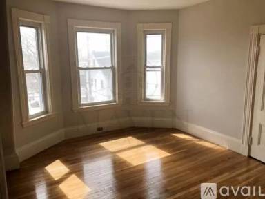 Main picture of 127 Summer St
