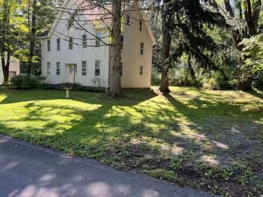 Main picture of 128 Bruceville Rd