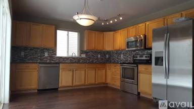 Main picture of 1910 Wildrose Dr
