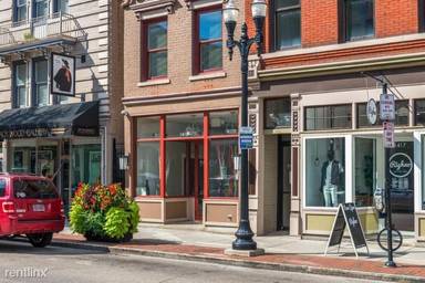 Main picture of 1415 Vine St