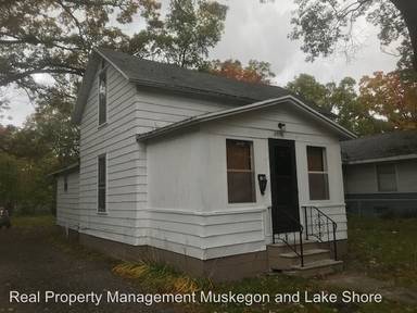 Main picture of 2513 Hoyt St