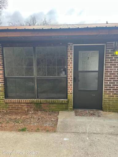 Main picture of 311 Sunset Dr