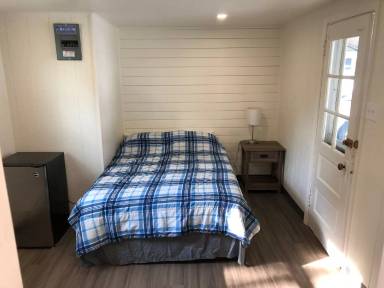 Main picture of 3833 Columbia Ave
