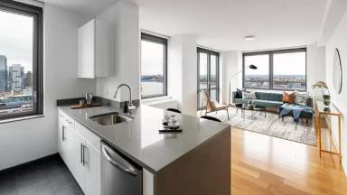 Main picture of 608 W 57th St