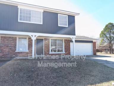 Main picture of 9914 E 22nd Pl
