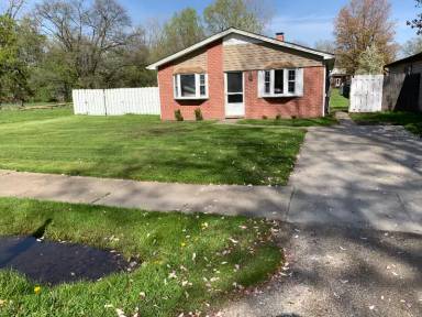 Main picture of 15313 McGuire St