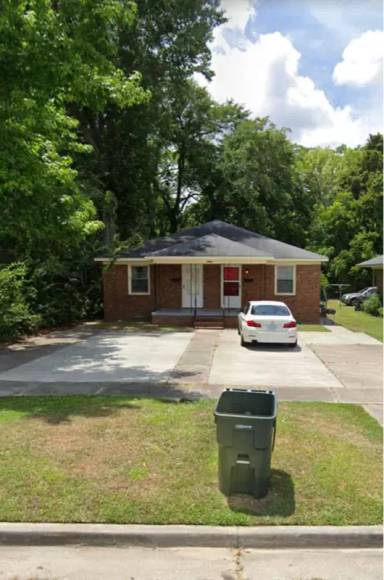 Main picture of 1310 Queens Rd