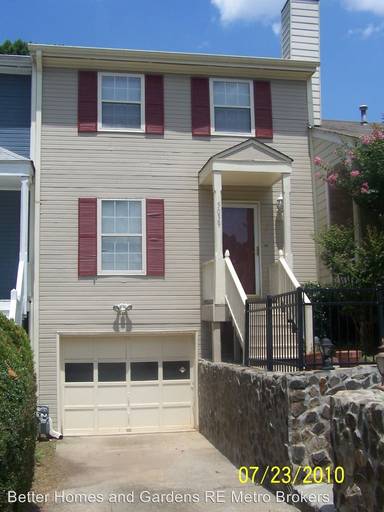 Main picture of 5039 Bell Dr SE