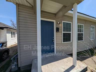 Main picture of 1627 N Denver Ave