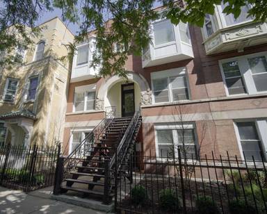 Main picture of 2316 W Superior St