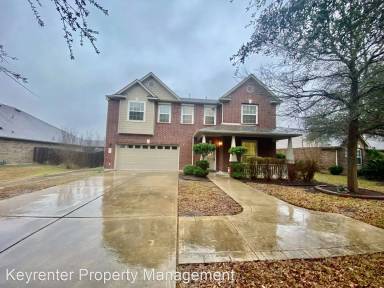 Main picture of 124 Hometown Pkwy