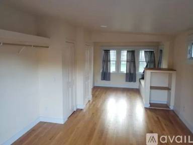 Main picture of 2466 Augusta St