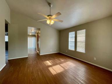 Main picture of 3202 Chapel Ct
