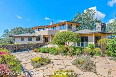 Main picture of 1158 Pinewood Dr