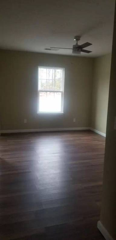 Main picture of 103 Pineview Dr