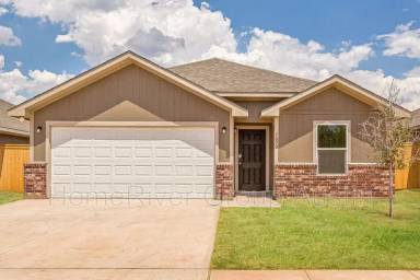 Main picture of 7681 Vineyard Dr