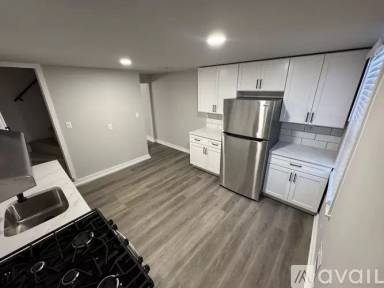 Main picture of 211 Somerset St