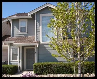 Main picture of 211 Maple St