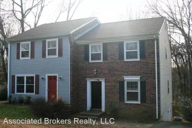 Main picture of 113 Loma Ln