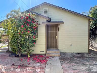 Main picture of 2772 Jefferson St