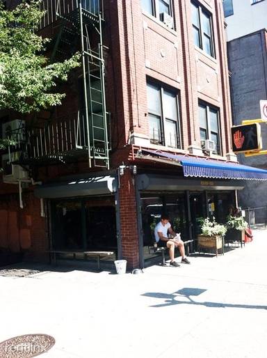 Main picture of 350 Greene Ave
