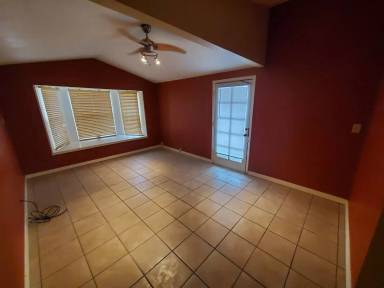 Main picture of 1713 Dave Elliott Dr