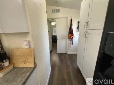 Main picture of 5685 Fry Rd