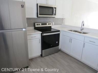Main picture of 2138 W Adams St