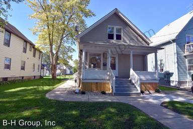 Main picture of 6716 23rd Ave