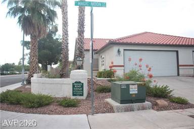 Main picture of 2683 Magic Moon Ln