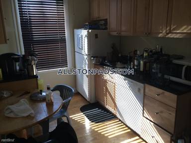 Main picture of 12 Farrington Ave