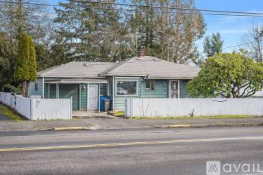 Main picture of 4700 SE 92nd Ave