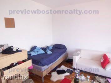 Main picture of 1258 Commonwealth Ave