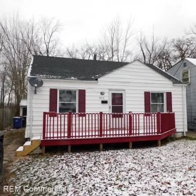 Main picture of 12414 Lena Ave
