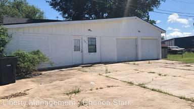 Main picture of 3185 W Parkway St