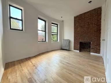 Main picture of 647-649 Prospect Place Apartments