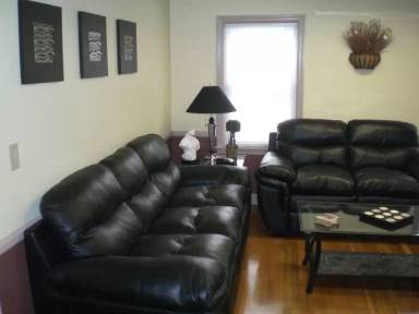 Main picture of 15 Thomas St